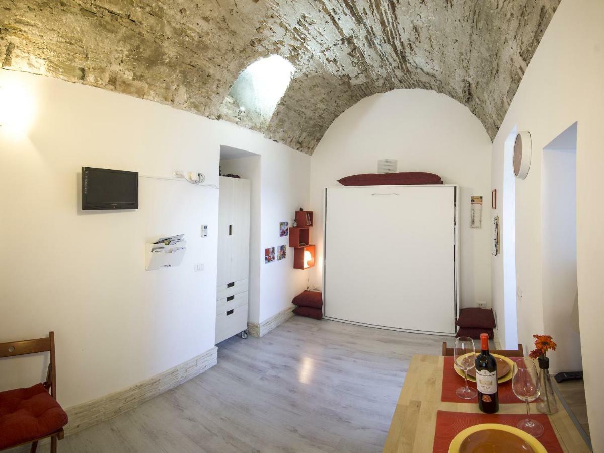 La Casa Dei Nonni Apartment Giardini Naxos Luaran gambar